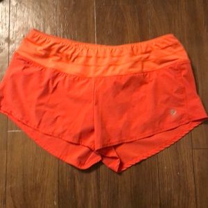 Oiselle Mac Roga shorts